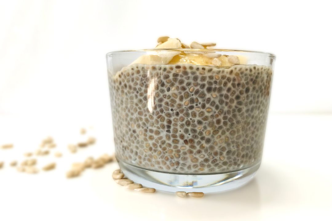 4 Ingredient Chia Pudding 5