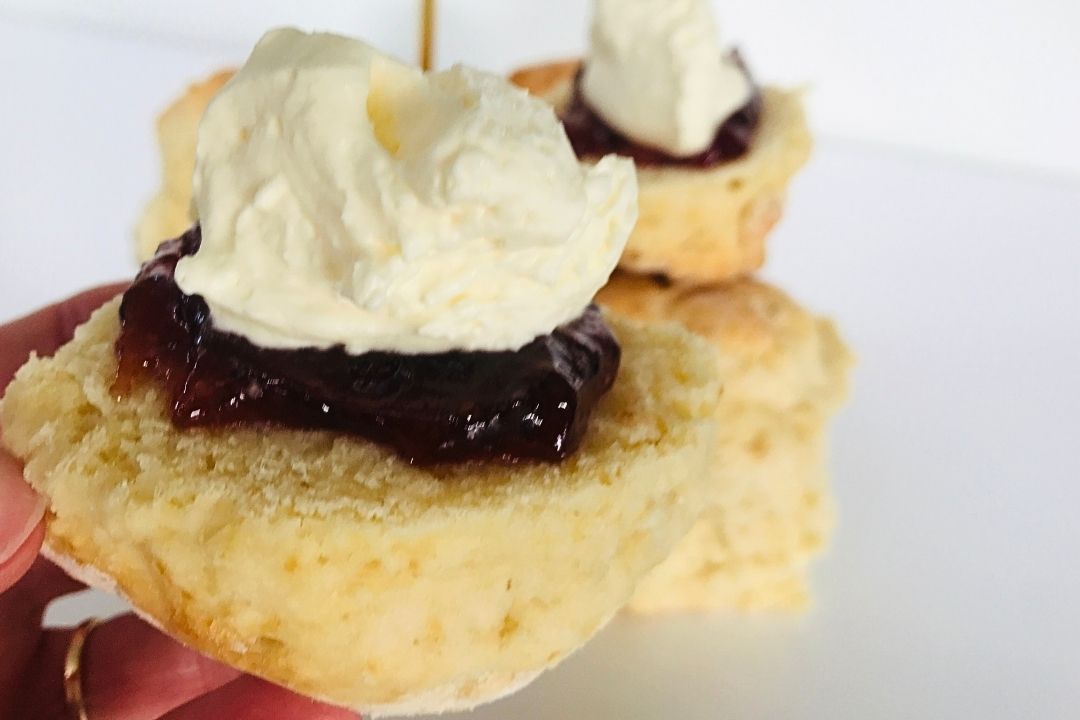 Easiest 3 ingredient lemonade scones you'll ever make