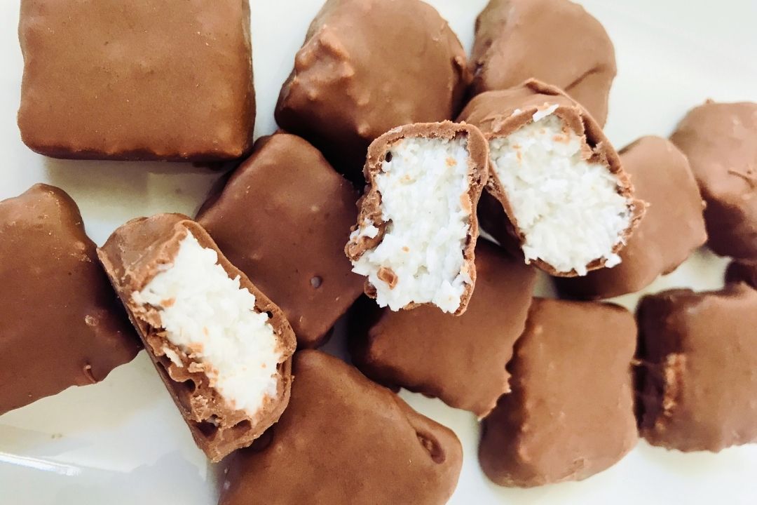 Easy No Bake Coconut Chocolate Bars