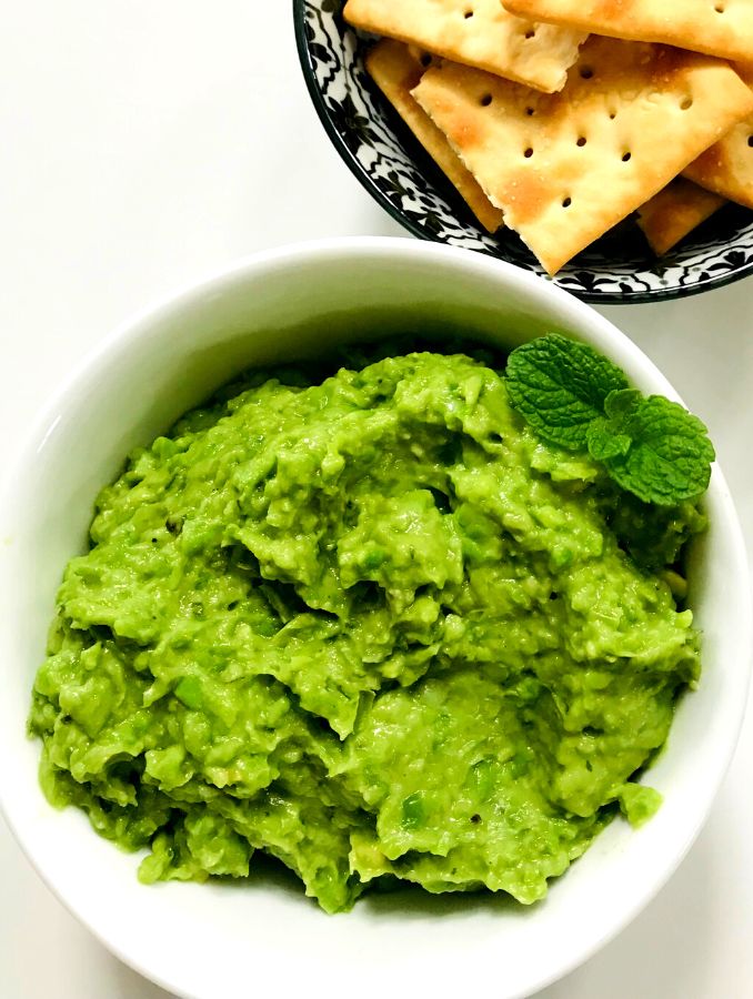 Fresh Avocado Pea and Mint Dip