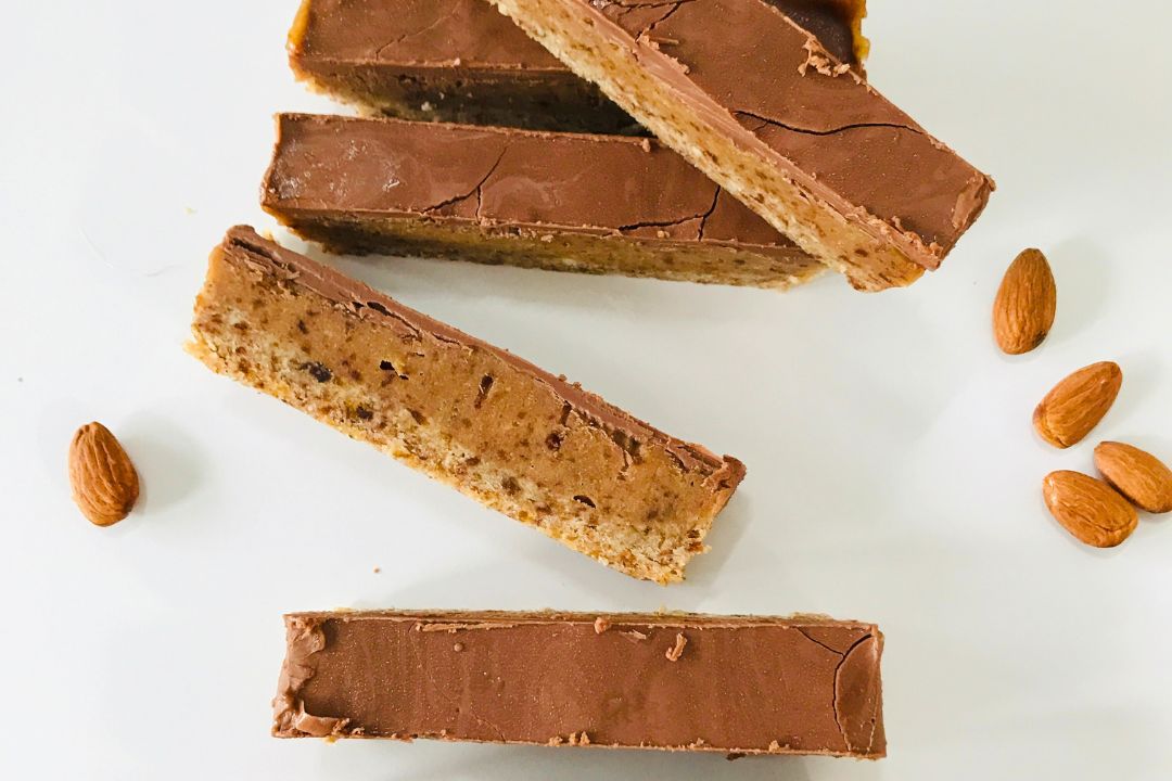 _No Bake Caramel Slice With Medjool Dates (7)