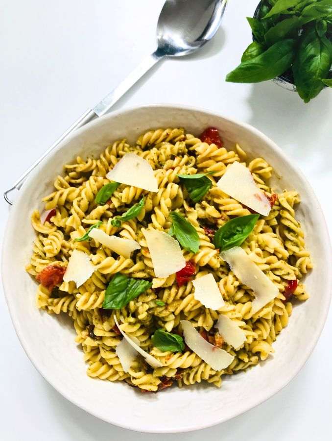 Pesto Pasta Salad with Sundried Tomatoes 11