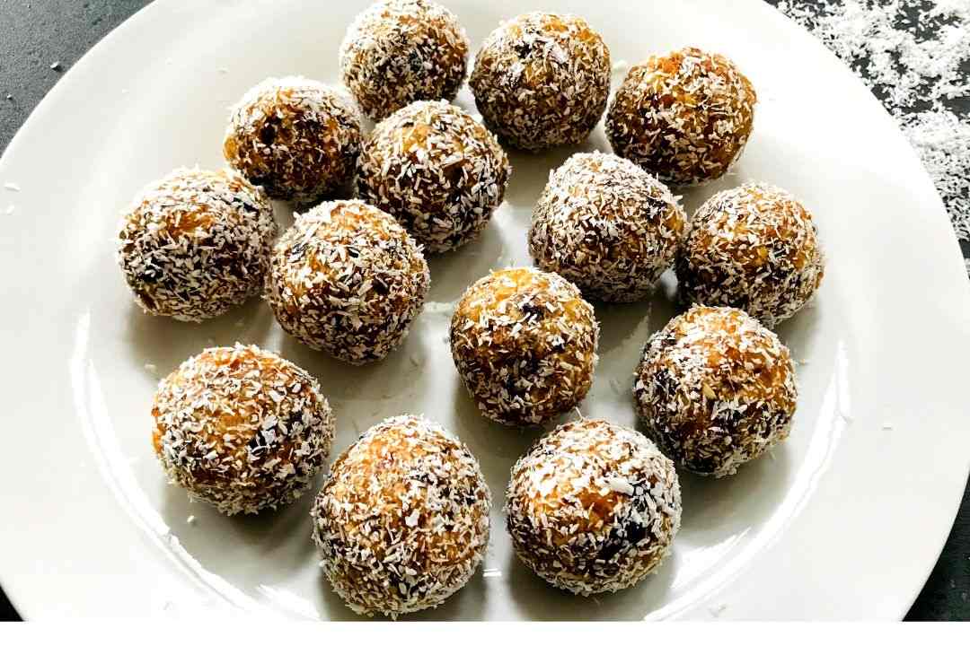 apricot and date balls