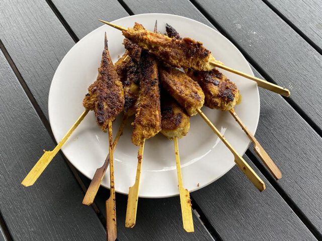 Easy Satay Chicken Sticks