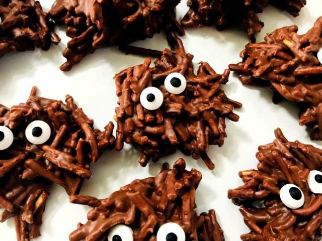 Easy Chocolate Spiders Recipe