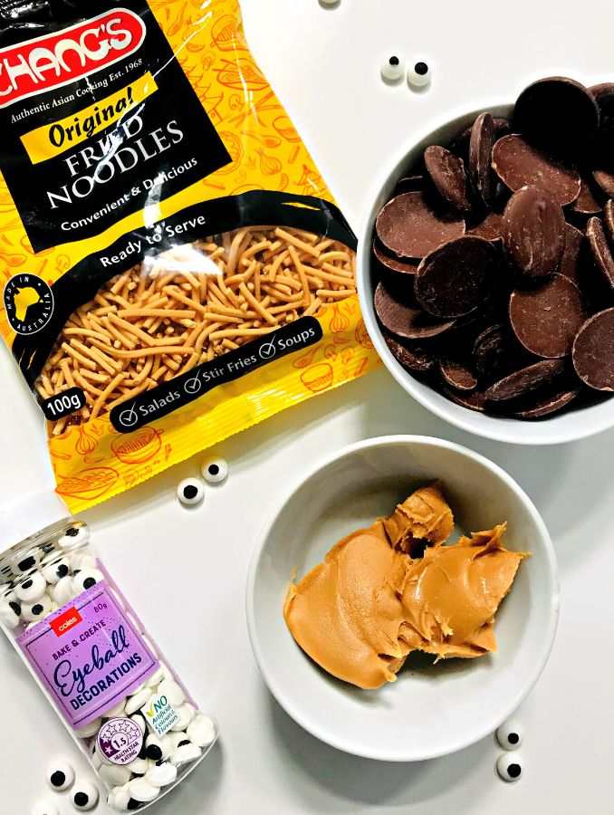 easy-chocolate-spiders-recipe-ingredients