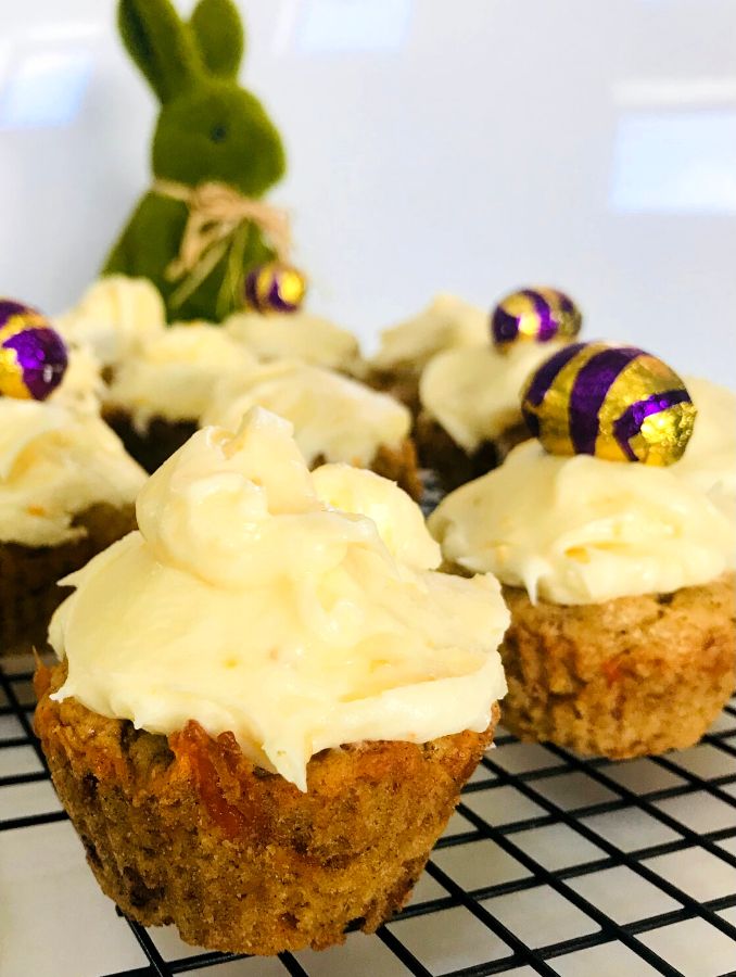 simple carrot cake cupcakes (1)