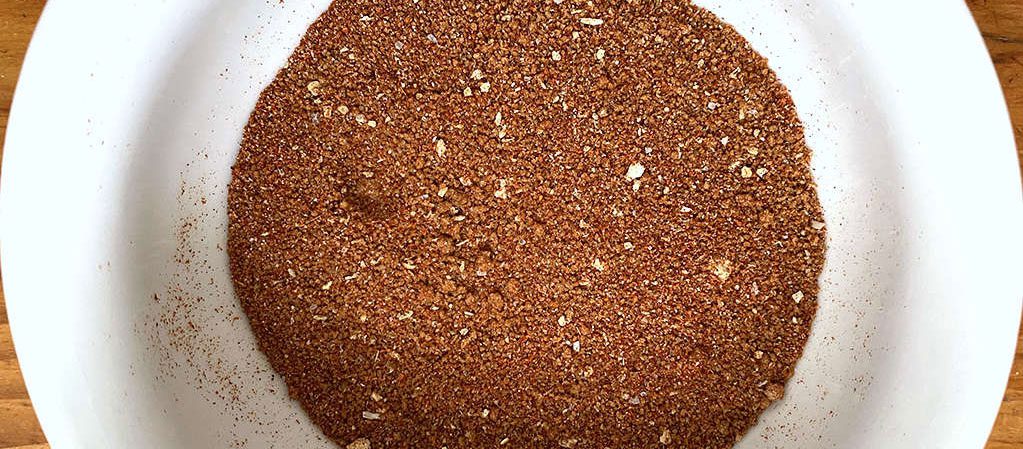 mixed pork rub spices in a bowl